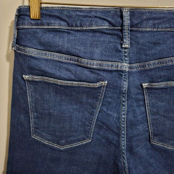 EUC UNIVERSAL THREAD HIGH RISE MIDI CUFFED SHORTS SIZE 8/29 WOMENS - Picture 3 of 15